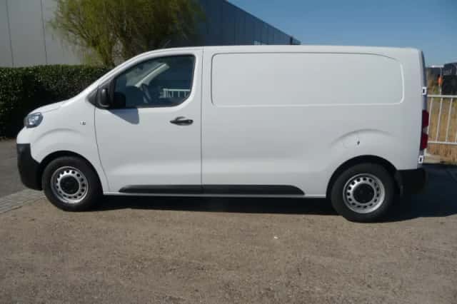 Peugeot Expert (2023) thumbnail 2