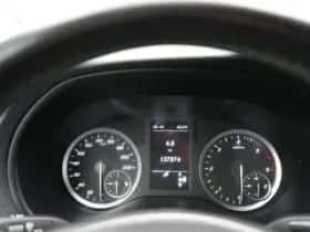 Mercedes-Benz Vito (2021) thumbnail 5