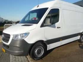 Mercedes-Benz Sprinter (2023)