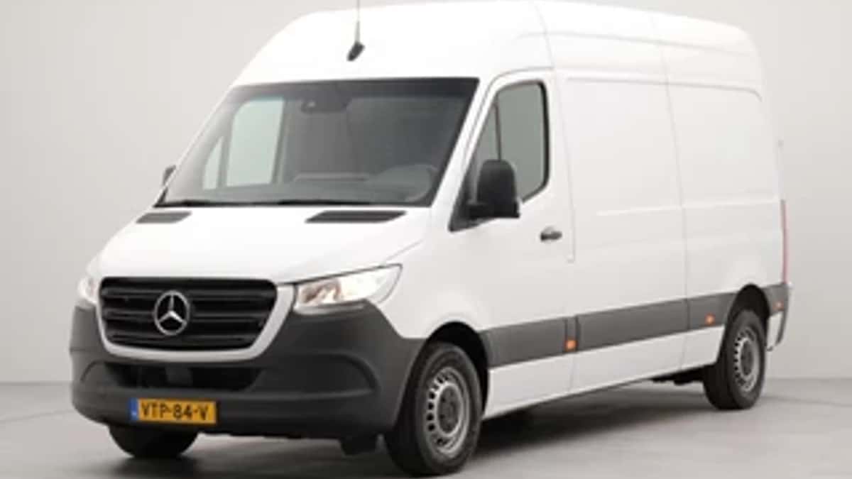 Mercedes-Benz Sprinter (2023) — foto 1
