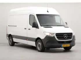 Mercedes-Benz Sprinter (2023) thumbnail 3