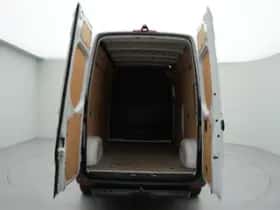 Mercedes-Benz Sprinter (2023) thumbnail 24