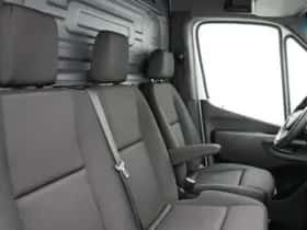 Mercedes-Benz Sprinter (2023) thumbnail 27