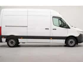 Mercedes-Benz Sprinter (2023) thumbnail 36