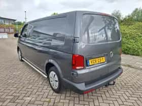 Volkswagen Transporter (2024) thumbnail 6