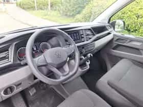 Volkswagen Transporter (2024) thumbnail 8