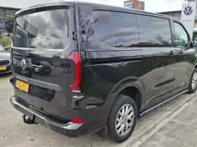 Volkswagen Transporter (2024) thumbnail 5