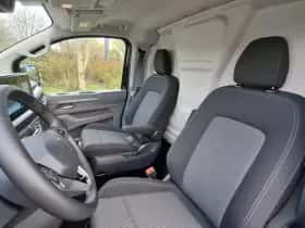 Volkswagen Transporter (2024) thumbnail 10