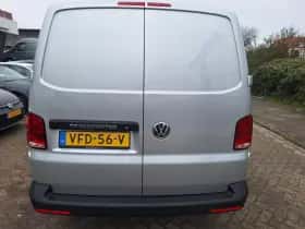 Volkswagen Transporter (2020) thumbnail 21