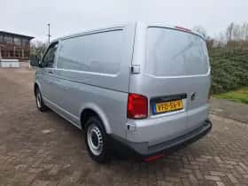 Volkswagen Transporter (2020) thumbnail 6
