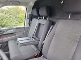 Volkswagen Transporter (2020) thumbnail 10