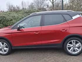 SEAT Arona (2020) thumbnail 3