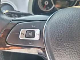 Volkswagen Up! (2018) thumbnail 13