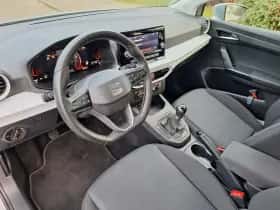SEAT Ibiza (2023) thumbnail 9