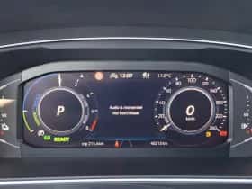 Volkswagen Tiguan (2023) thumbnail 16
