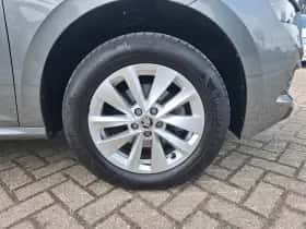 Škoda Kamiq (2023) thumbnail 28