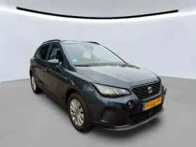 SEAT Arona (2022) thumbnail 2