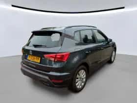 SEAT Arona (2022) thumbnail 3