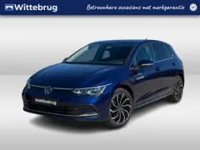 Volkswagen Golf (2022) thumbnail 1