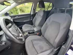 Volkswagen Golf (2022) thumbnail 13