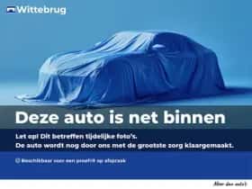 Volkswagen Golf (2022) thumbnail 3