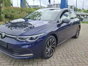 Volkswagen Golf (2022) thumbnail 3