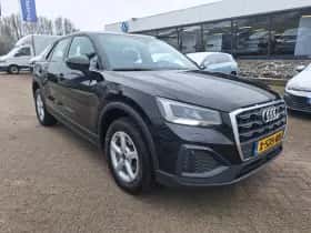 Audi Q2 (2024) thumbnail 3