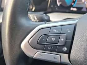 Volkswagen Golf (2022) thumbnail 14