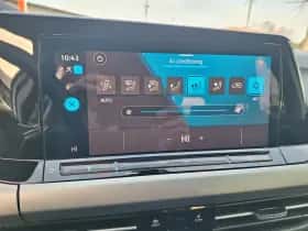 Volkswagen Golf (2022) thumbnail 18