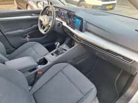 Volkswagen Golf (2022) thumbnail 7