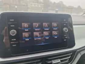 Volkswagen T-Roc (2024) thumbnail 15