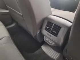 Volkswagen T-Roc (2024) thumbnail 28