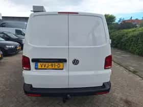 Volkswagen Transporter (2023) thumbnail 20