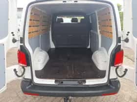 Volkswagen Transporter (2023) thumbnail 21