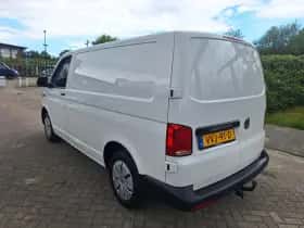 Volkswagen Transporter (2023) thumbnail 6