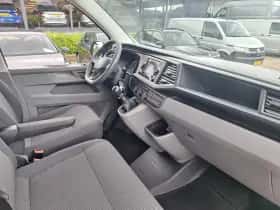 Volkswagen Transporter (2023) thumbnail 7