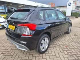 Škoda Kamiq (2023) thumbnail 5