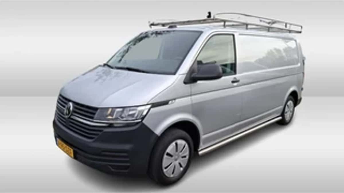 Volkswagen Transporter (2024) — foto 1