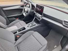 SEAT Leon (2025) thumbnail 8