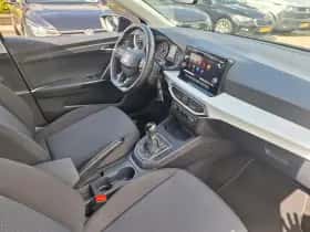 SEAT Ibiza (2022) thumbnail 7