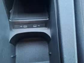 Volkswagen ID.4 (2021) thumbnail 24