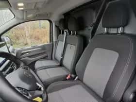 Volkswagen E-Transporter (2025) thumbnail 11