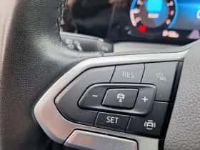 Volkswagen Golf (2023) thumbnail 13