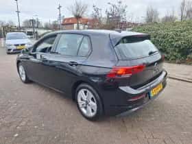 Volkswagen Golf (2023) thumbnail 5