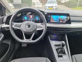 Volkswagen Golf (2023) thumbnail 6