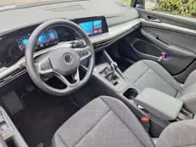 Volkswagen Golf (2023) thumbnail 7