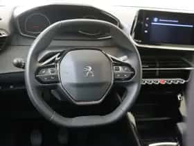Peugeot 208 (2023) thumbnail 6