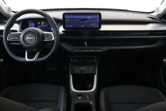 Jeep Avenger (2024) thumbnail 5