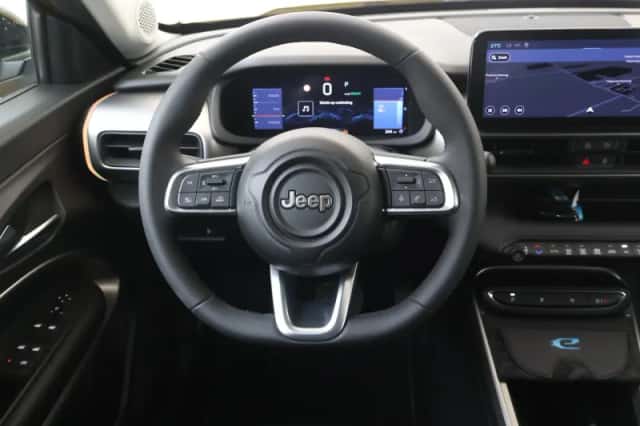 Jeep Avenger (2024) thumbnail 6