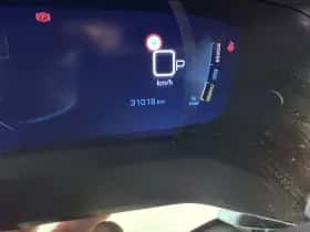 Peugeot e-2008 (2022) thumbnail 9